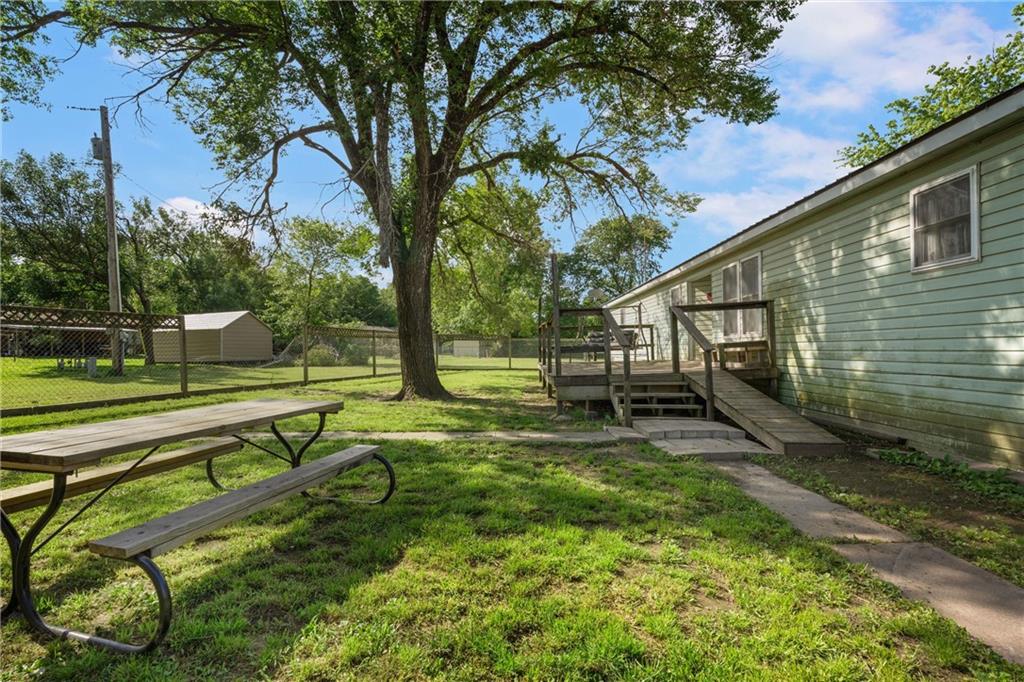 707 Lake Street Property Photo 8