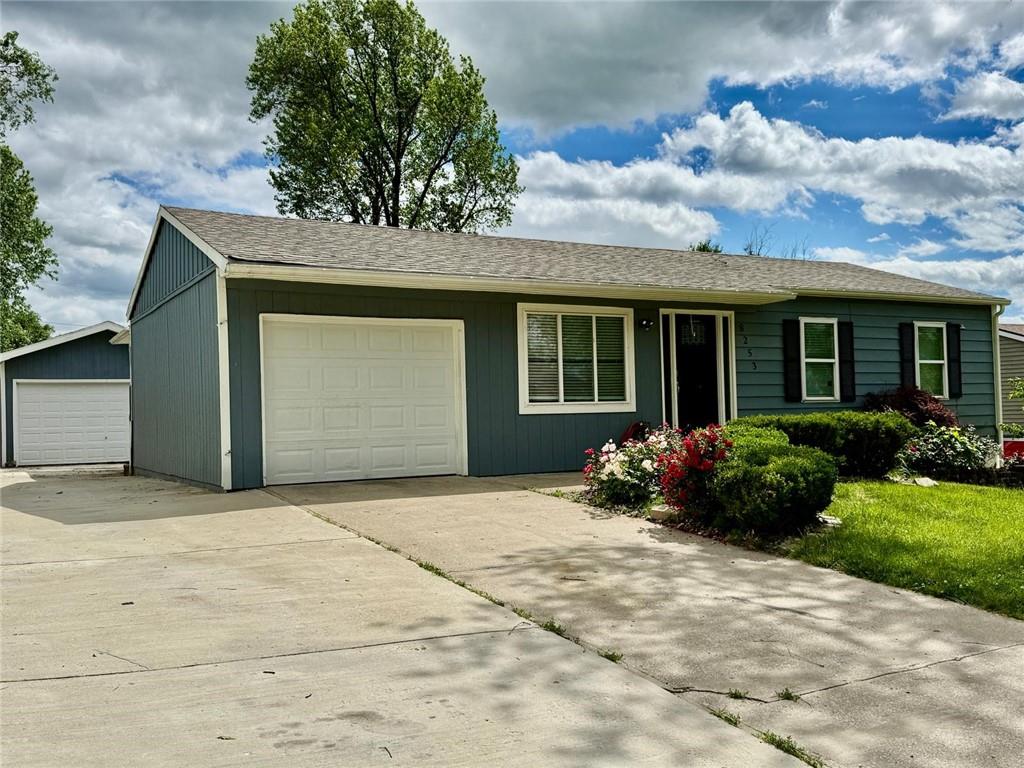 8253 Orient Drive Property Photo 1