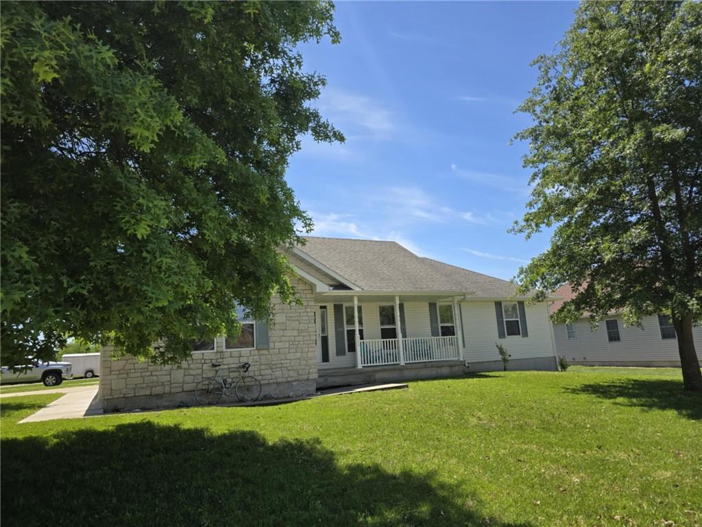 200 W Allison Lane Property Photo