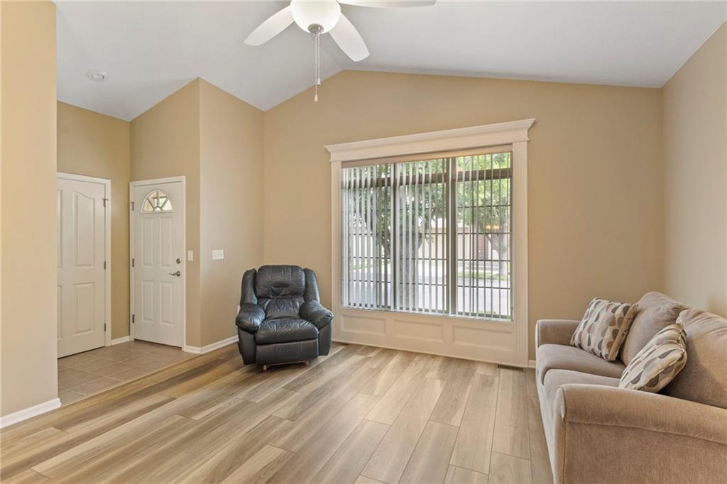 15778 S Brentwood Street Property Photo 5