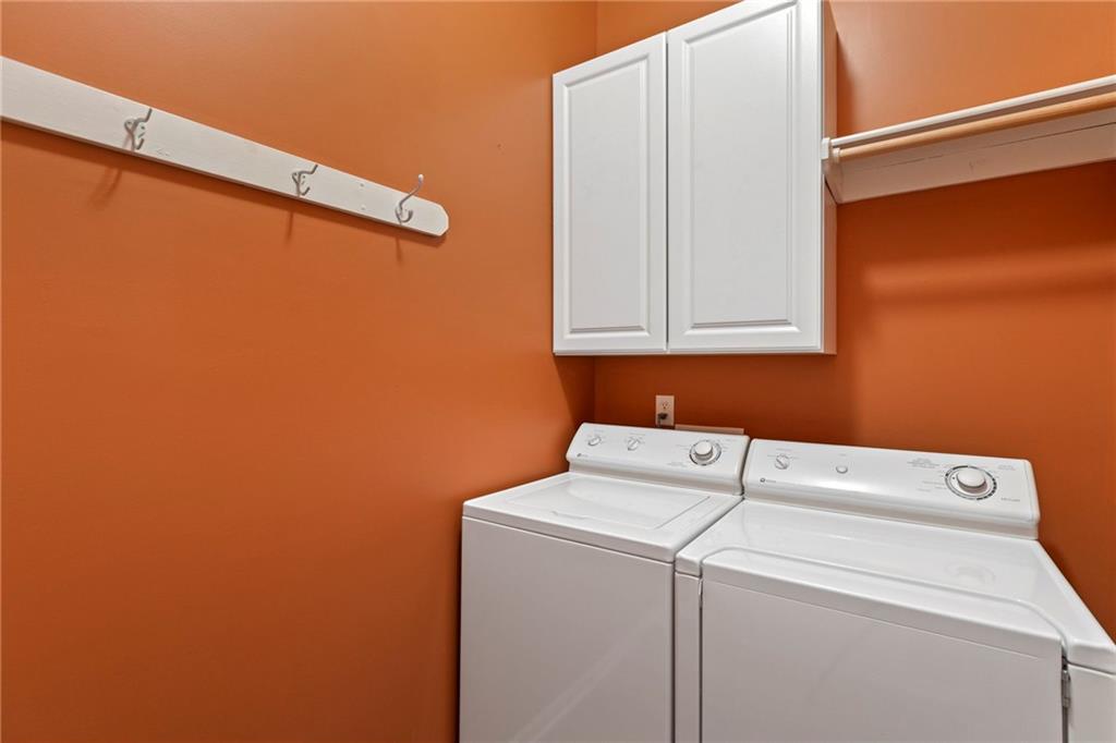15778 S Brentwood Street Property Photo 14