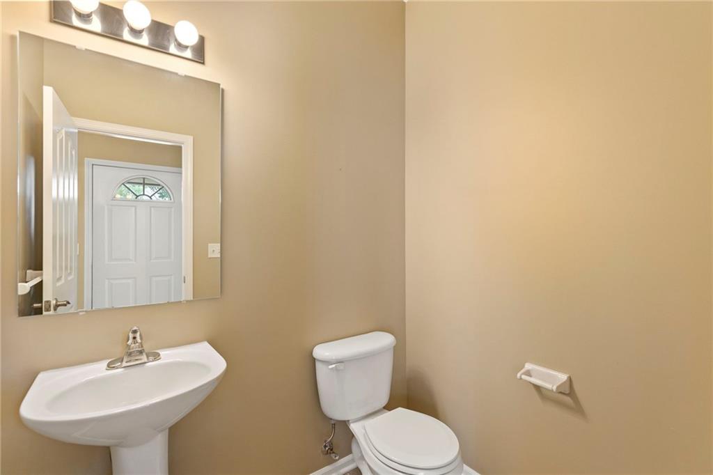 15778 S Brentwood Street Property Photo 15
