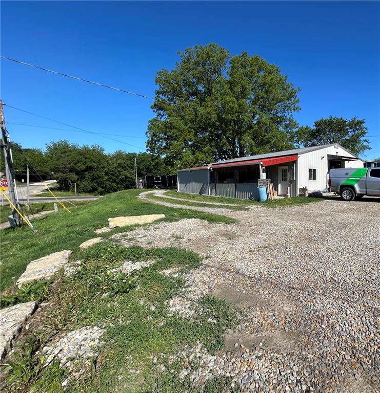 412 W Locust Street