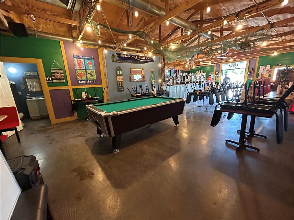 412 W Locust Street Property Photo 6