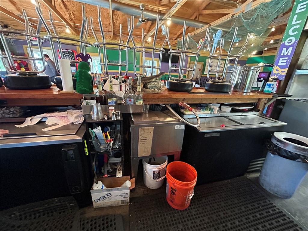 412 W Locust Street Property Photo 17