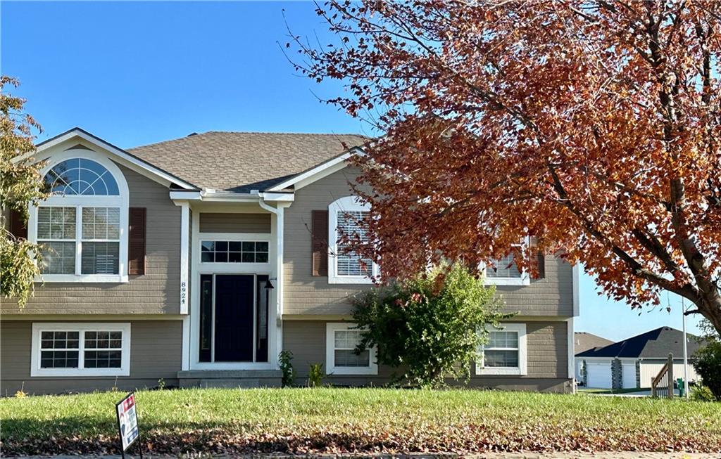 8924 Paw Paw Drive Property Photo 1