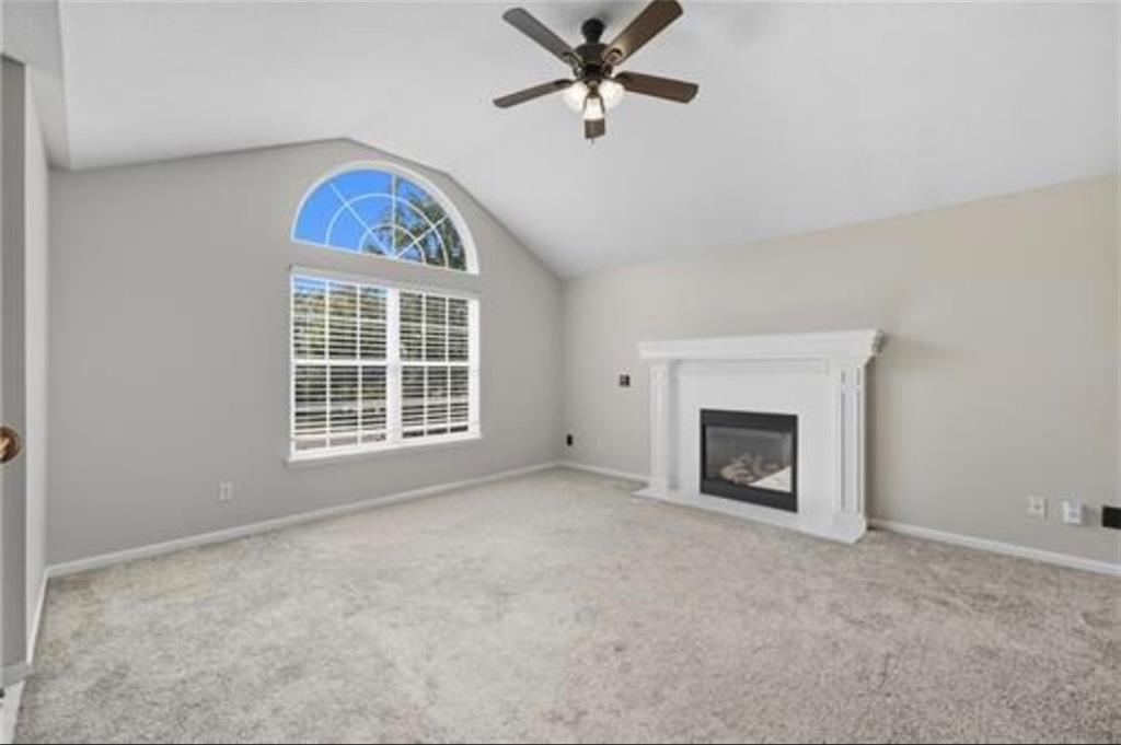 8924 Paw Paw Drive Property Photo 3