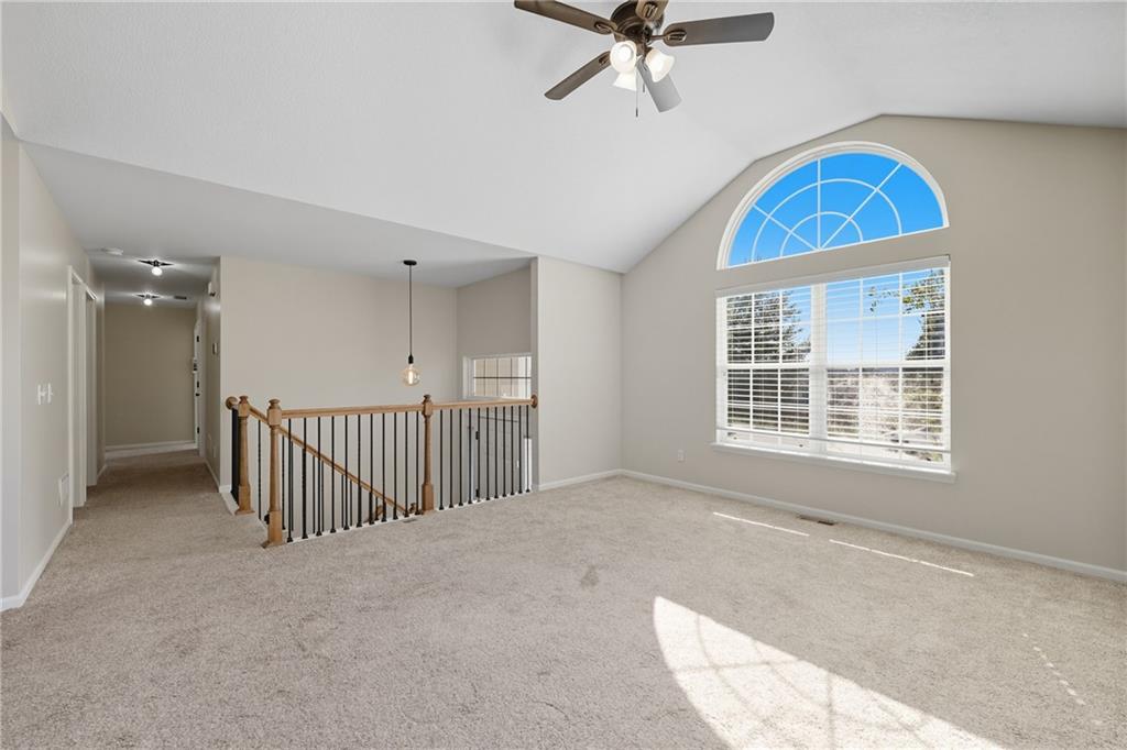 8924 Paw Paw Drive Property Photo 4