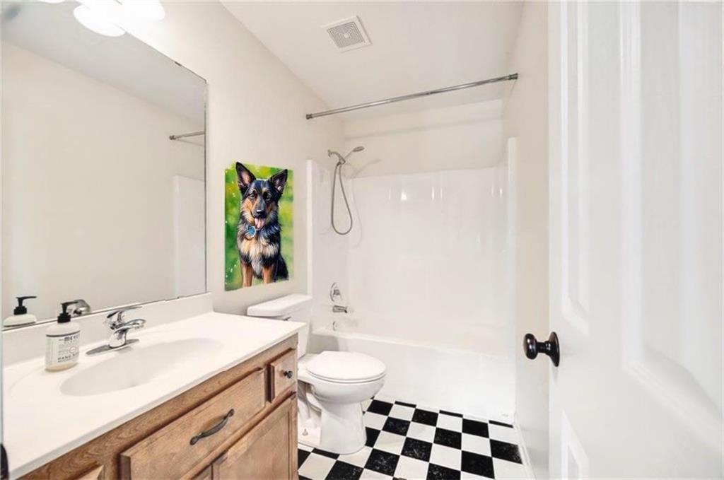 8924 Paw Paw Drive Property Photo 10