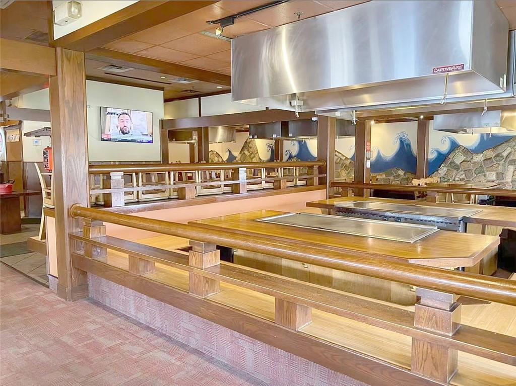 19800 E Valley View Parkway Property Photo 3