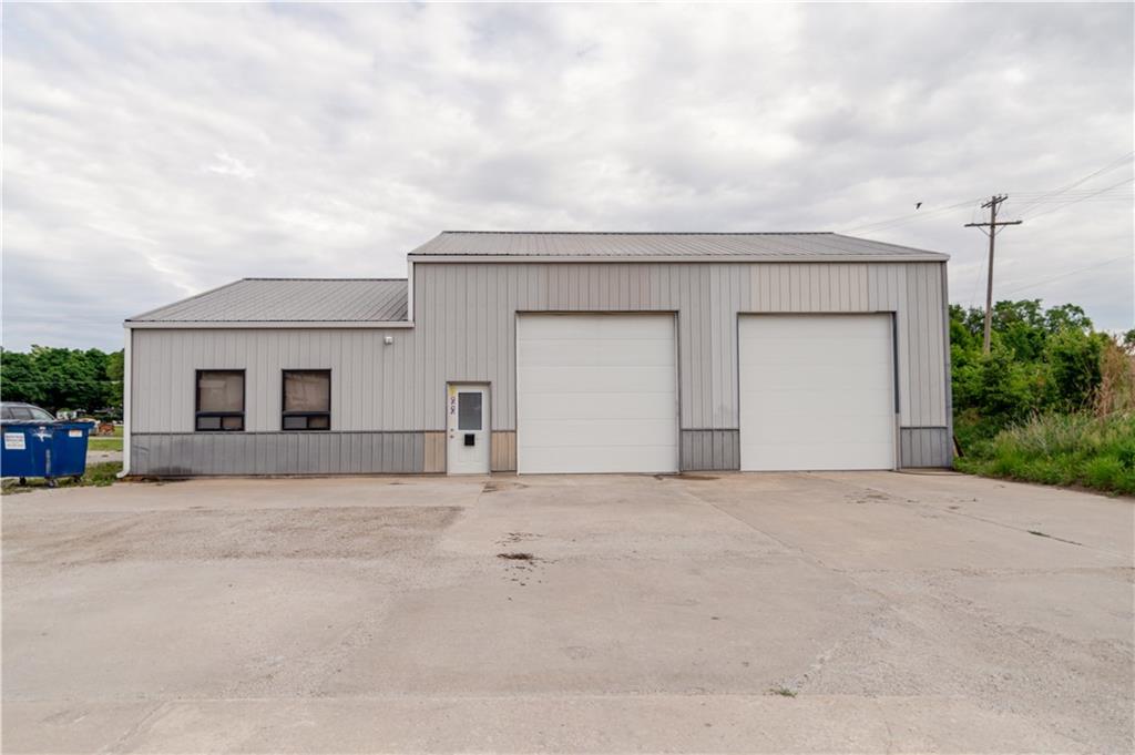 1000 Delaware Street Property Photo 3