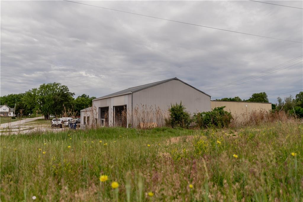 1000 Delaware Street Property Photo 4