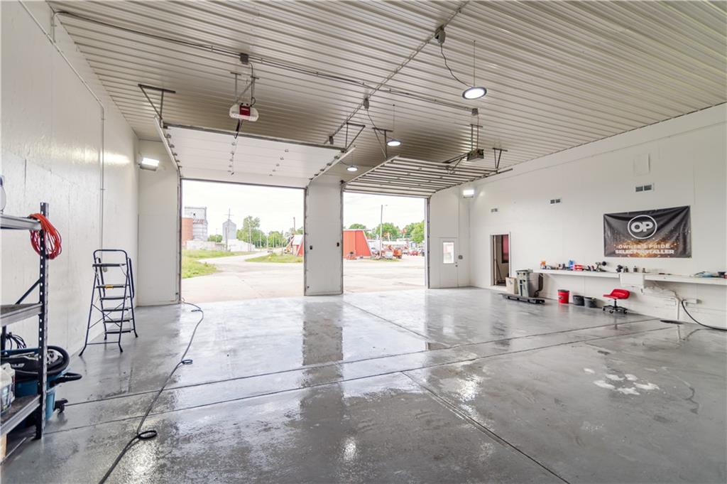 1000 Delaware Street Property Photo 18