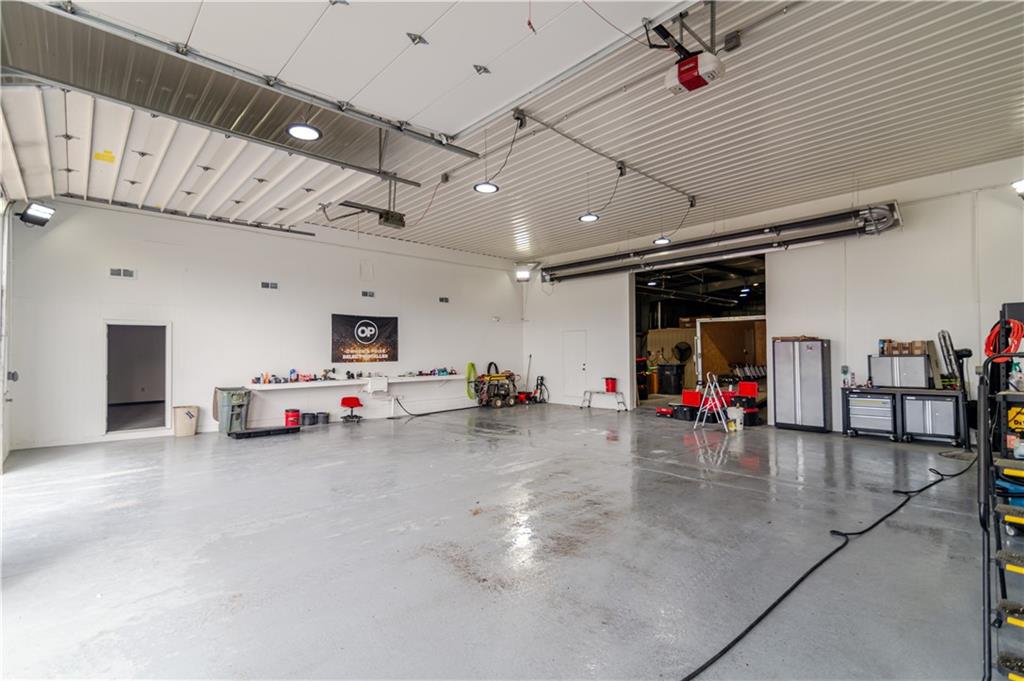 1000 Delaware Street Property Photo 19