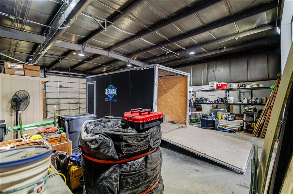 1000 Delaware Street Property Photo 32