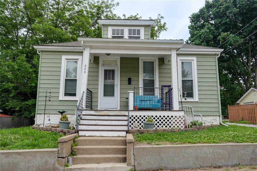 206 S 15th Street Property Photo 1
