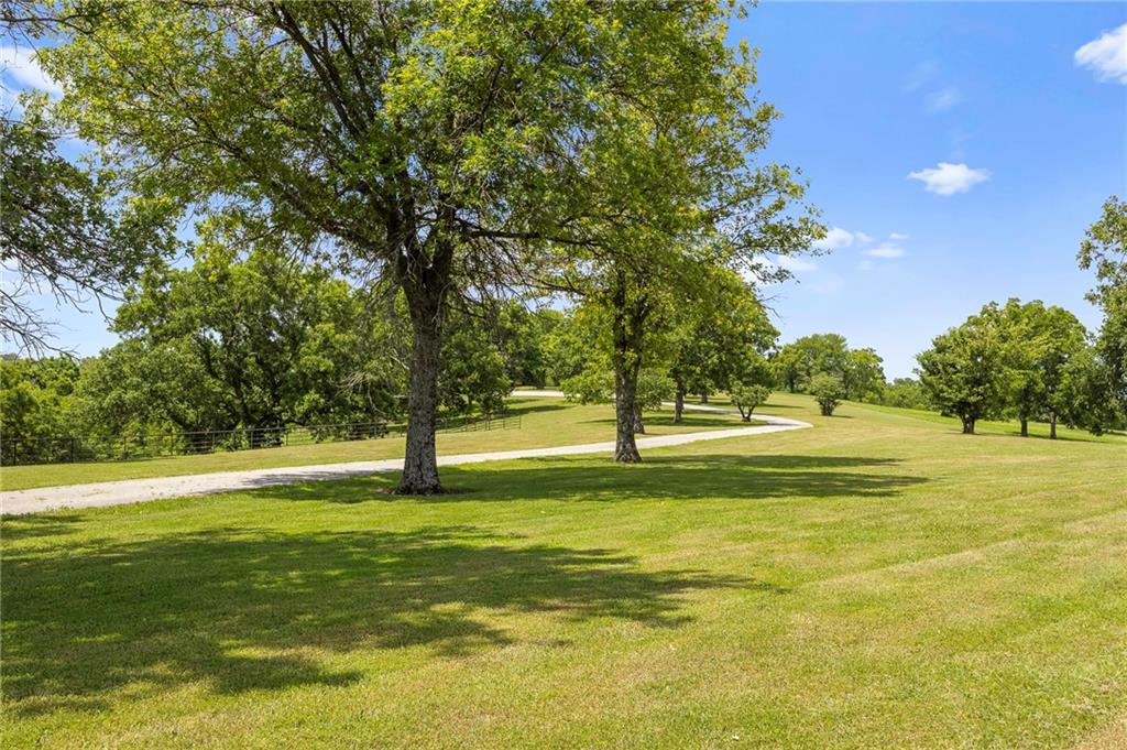 21985 Ks-152 Highway Property Photo 1
