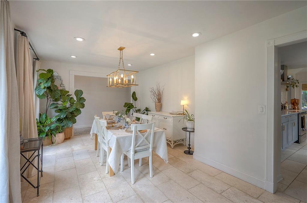 10236 Noland Road Property Photo 17