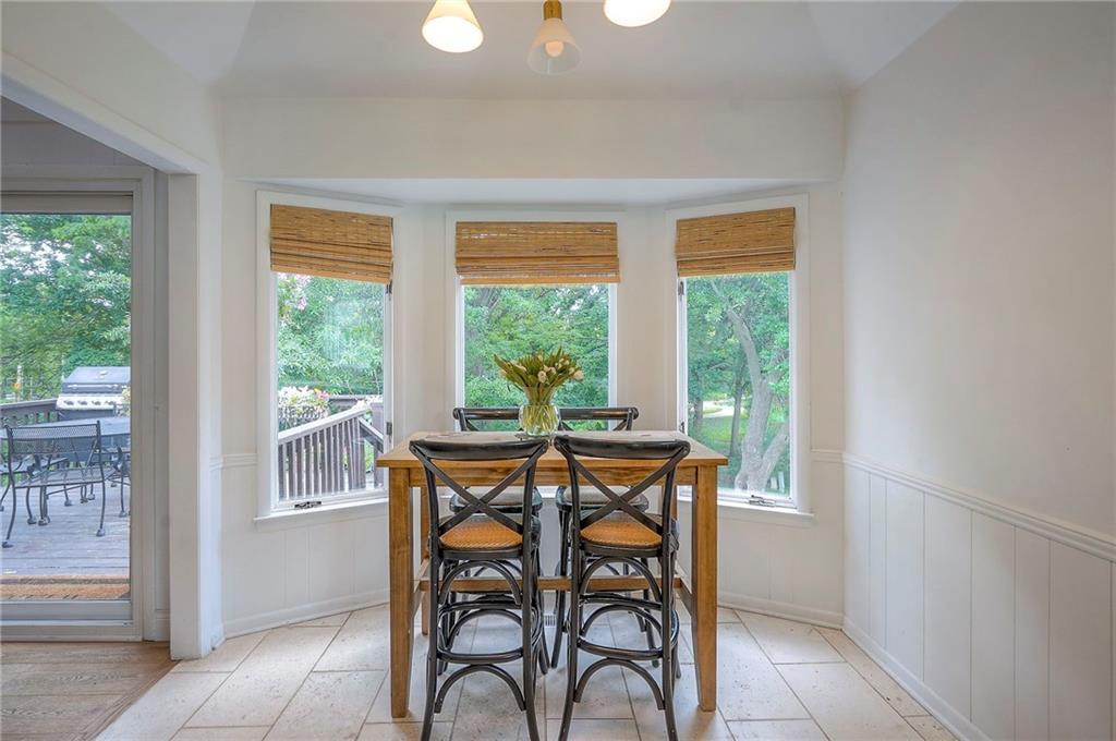 10236 Noland Road Property Photo 23