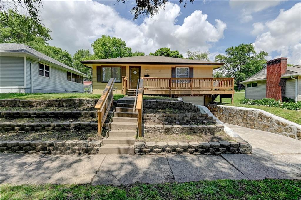 3427 Monterey Street Property Photo 1