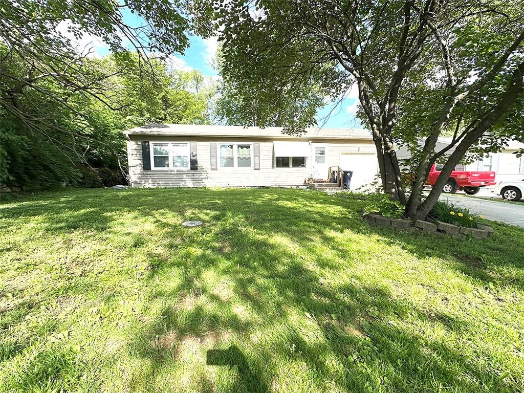 3621 N Cypress Avenue Property Photo 1