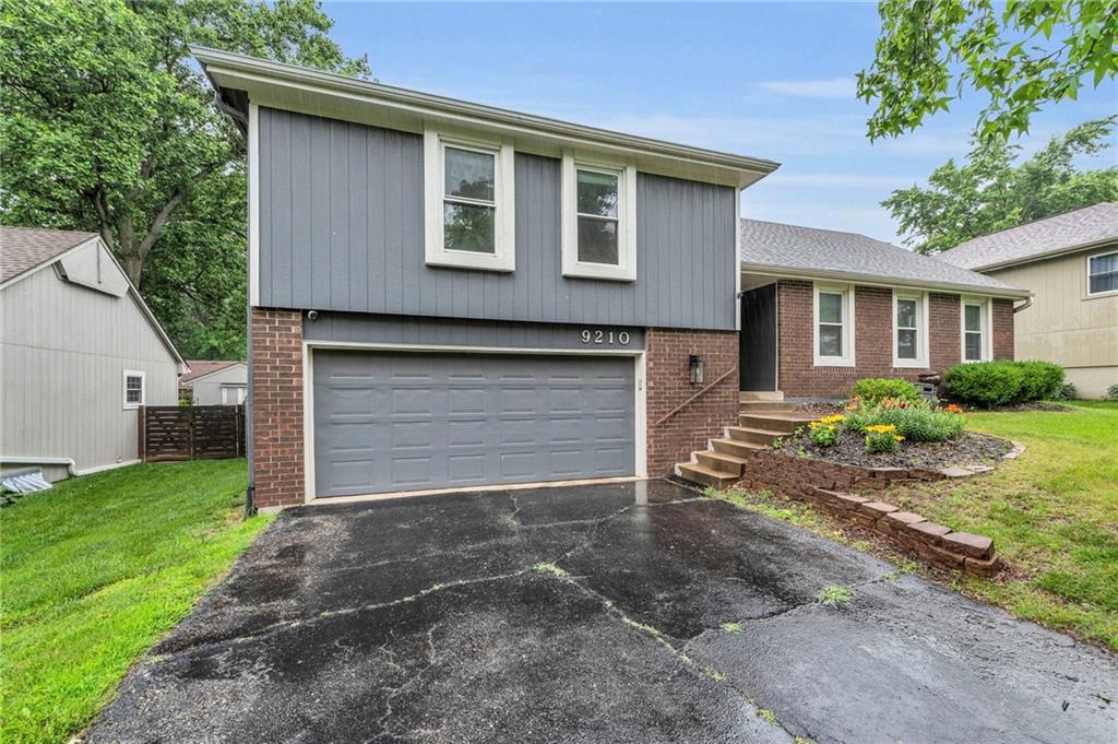 9210 Robinson Street Property Photo 1