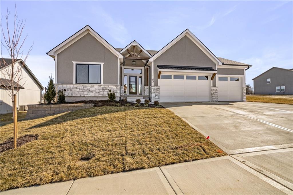 1401 Kintyre Court Property Photo 1
