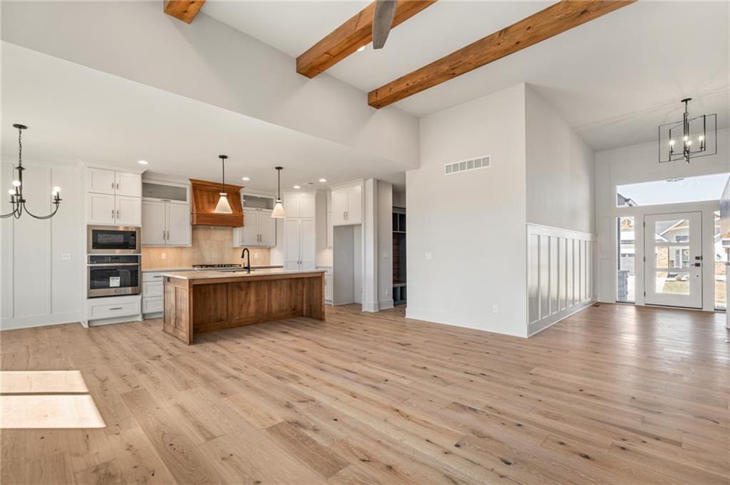 1401 Kintyre Court Property Photo 13