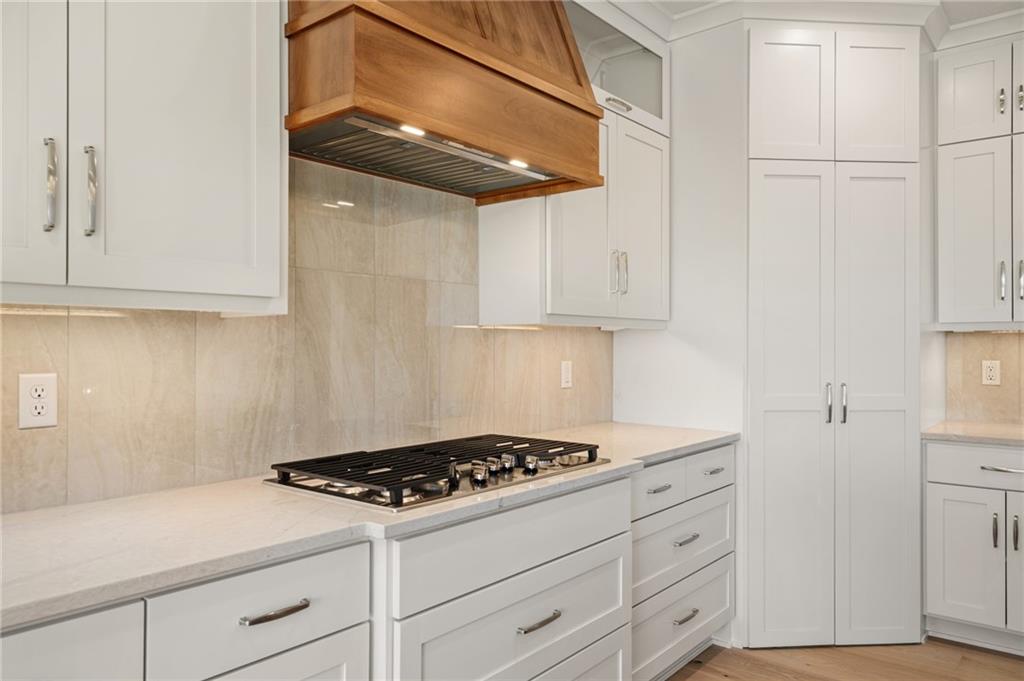 1401 Kintyre Court Property Photo 15