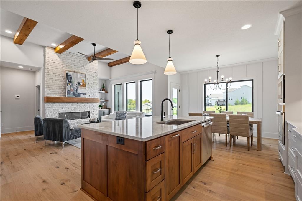 1401 Kintyre Court Property Photo 16