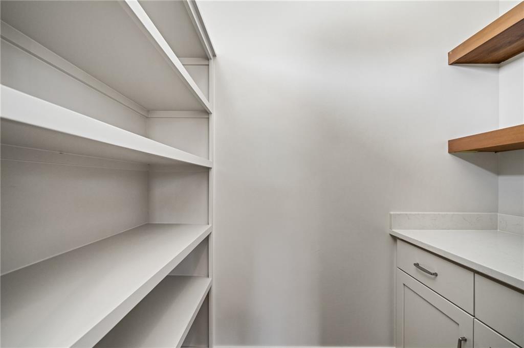 1401 Kintyre Court Property Photo 20