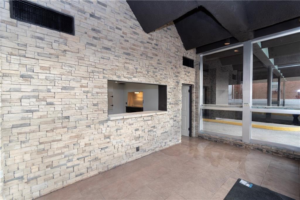 6909 Prospect Avenue Property Photo 3