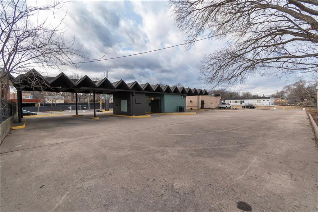 6909 Prospect Avenue Property Photo 14