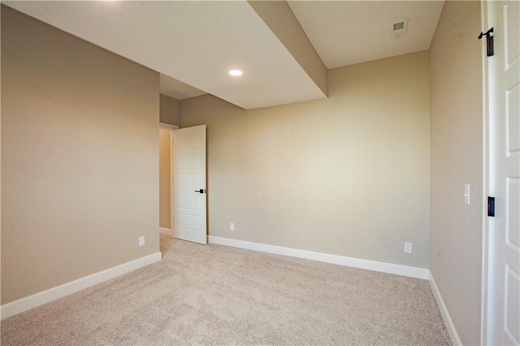 19079 Millstone Terrace Property Photo 42