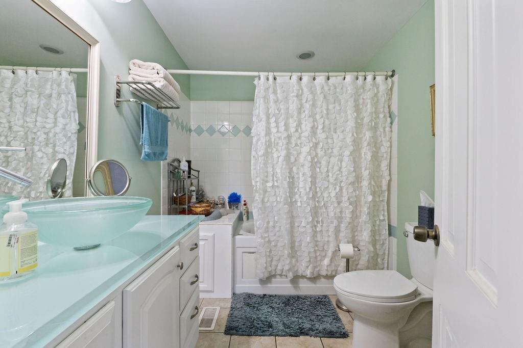 12121 Walden View Property Photo 37