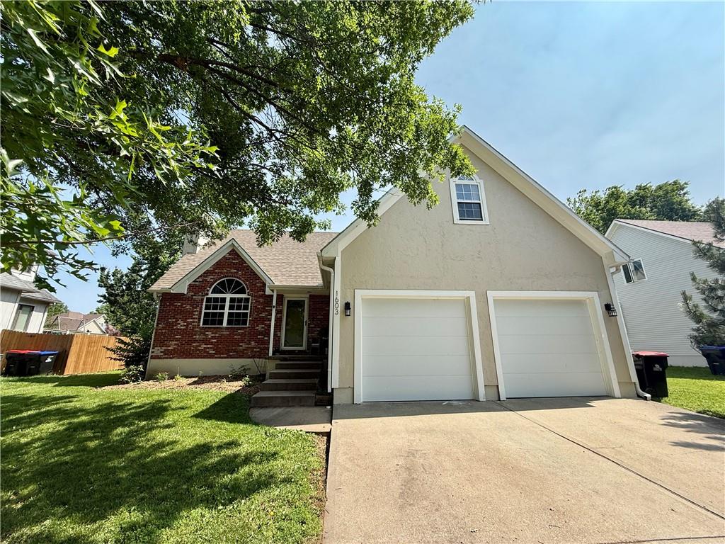 1603 Roanoke Drive Property Photo 1