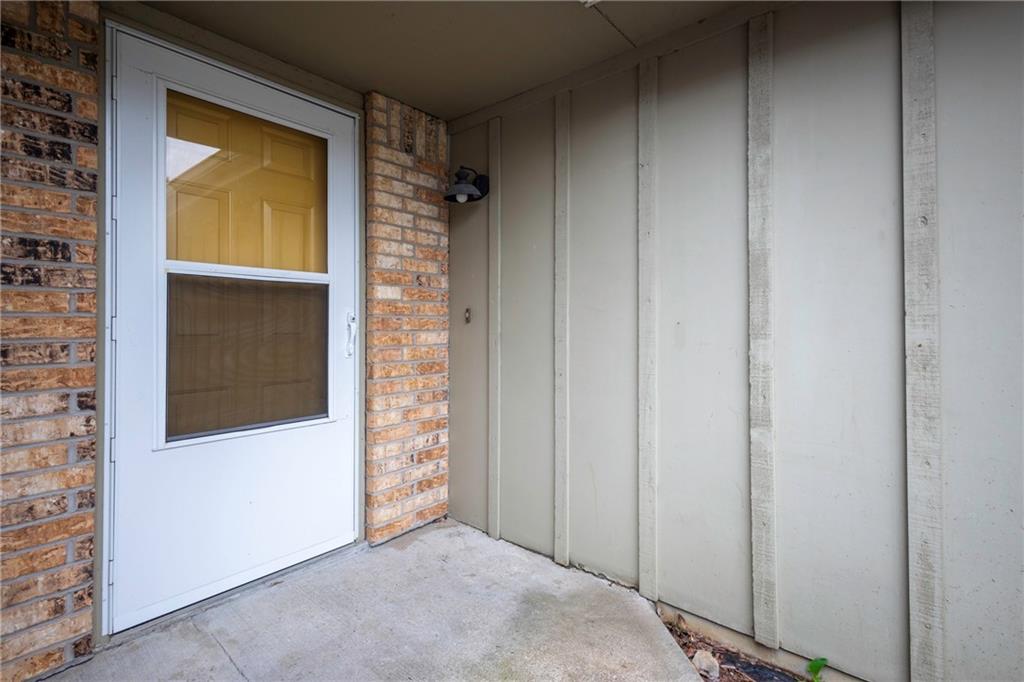706 Cedar Drive Property Photo 3