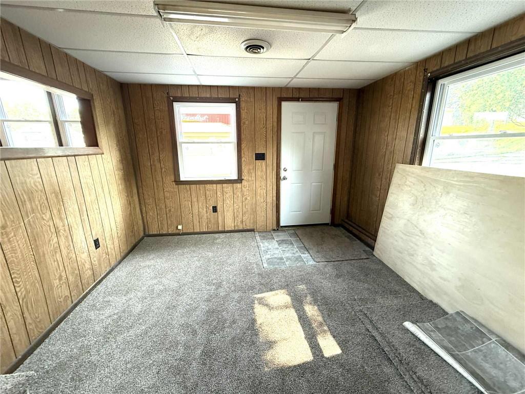 710 S Main Street Property Photo 7