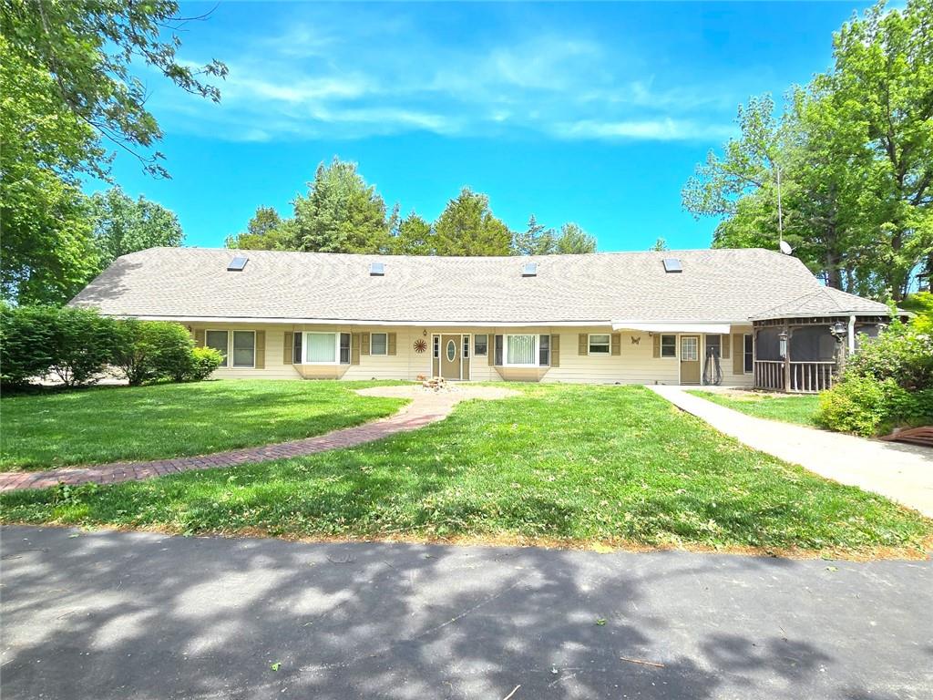 2101 Hillview Road