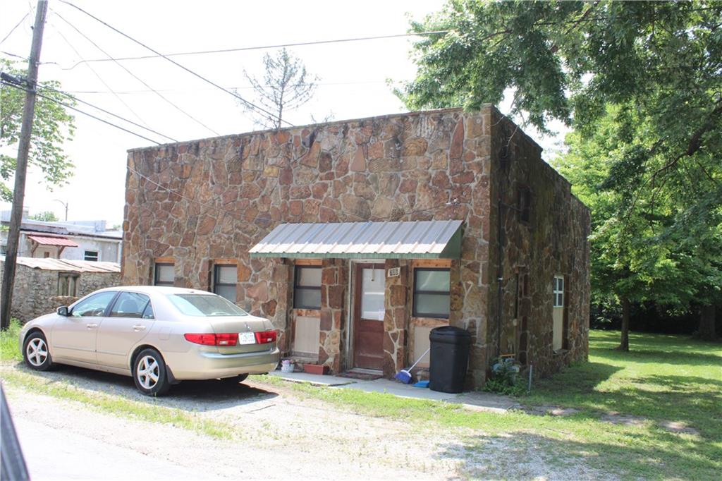 706 Church Street Property Photo 1