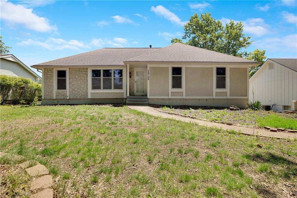 12709 Sycamore Avenue Property Photo 1