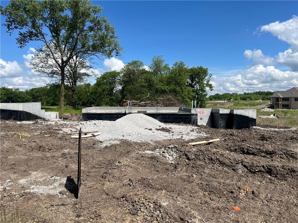 696 Salem Road Property Photo 1