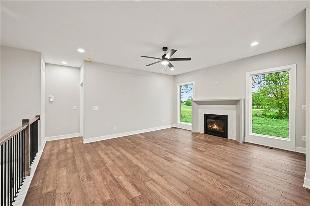 696 Salem Road Property Photo 5