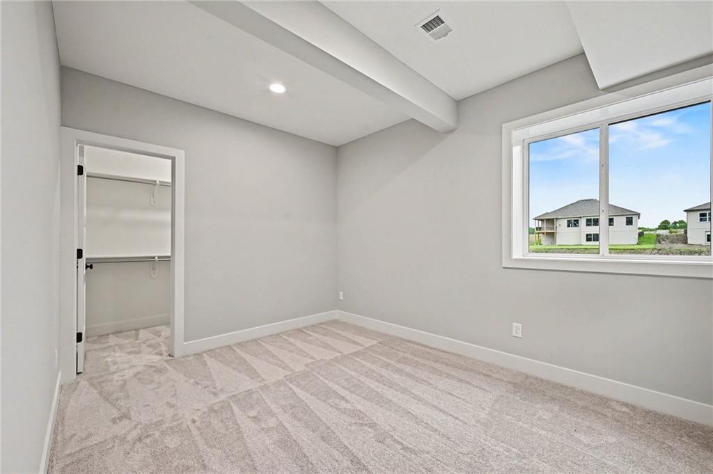 696 Salem Road Property Photo 18