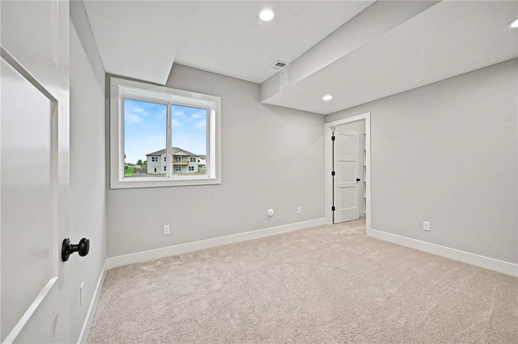 696 Salem Road Property Photo 19