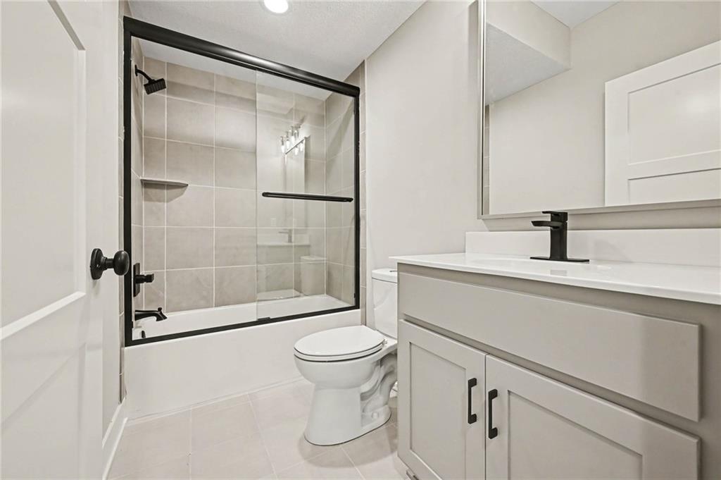 696 Salem Road Property Photo 20