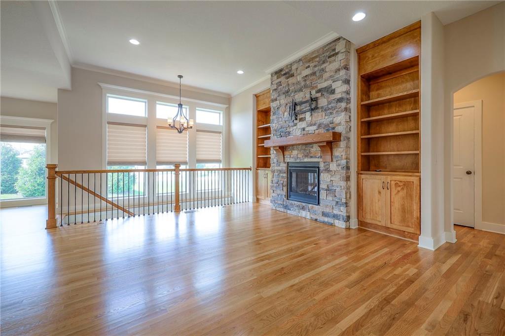 1225 Buckingham Court Property Photo 4