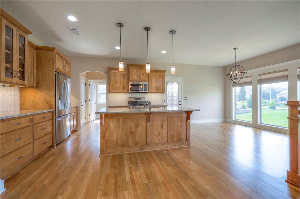 1225 Buckingham Court Property Photo 9