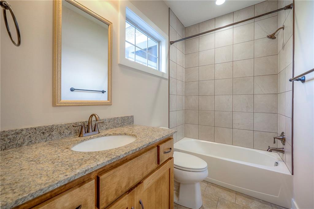 1225 Buckingham Court Property Photo 25