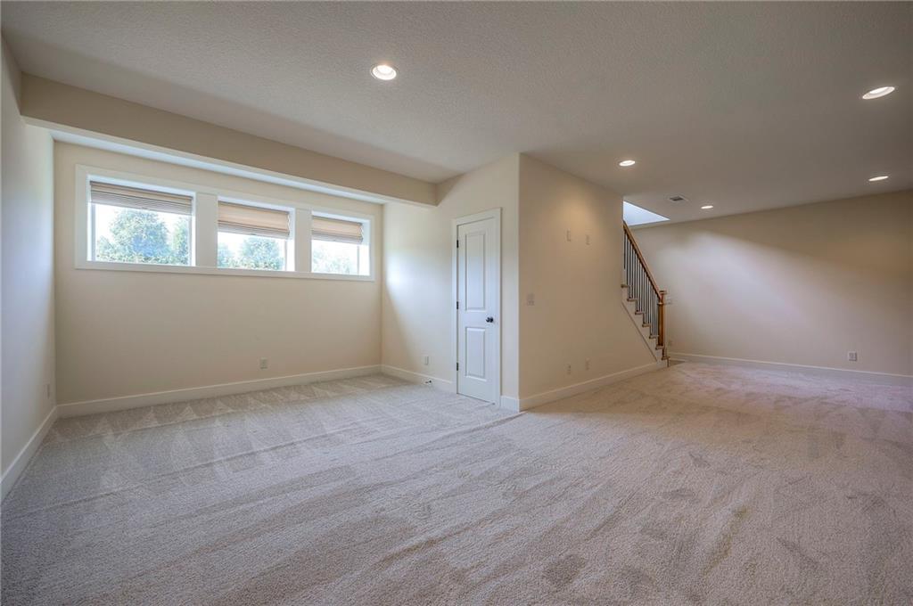 1225 Buckingham Court Property Photo 28